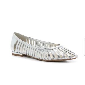 JESSICA SIMPSON CRINAH vegan sliver flats